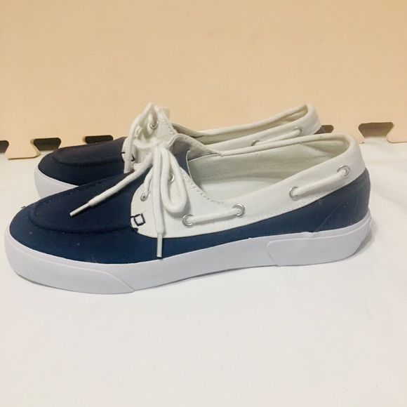 Chaps Boat shoes - Picture 2 of 6